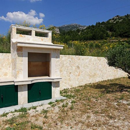 Holiday Homes Oliva โบล ภายนอก รูปภาพ